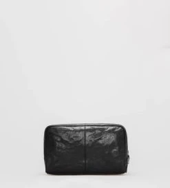 Treats Toiletlaukku Lindesberg Soft A0196 7 Treats Toiletlaukku Lindesberg Soft A0196 -Guess Shop 2001003645678 2 1