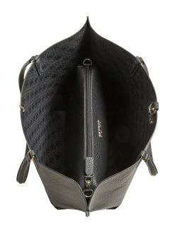 Guess Kääntölaukku Alby Toggle Tote 15 Guess Kääntölaukku Alby Toggle Tote -Guess Shop 2001003921451 6