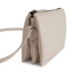 Markberg Olkalaukku VeraMBG 7 Markberg Olkalaukku VeraMBG -Guess Shop 2001003950659 2